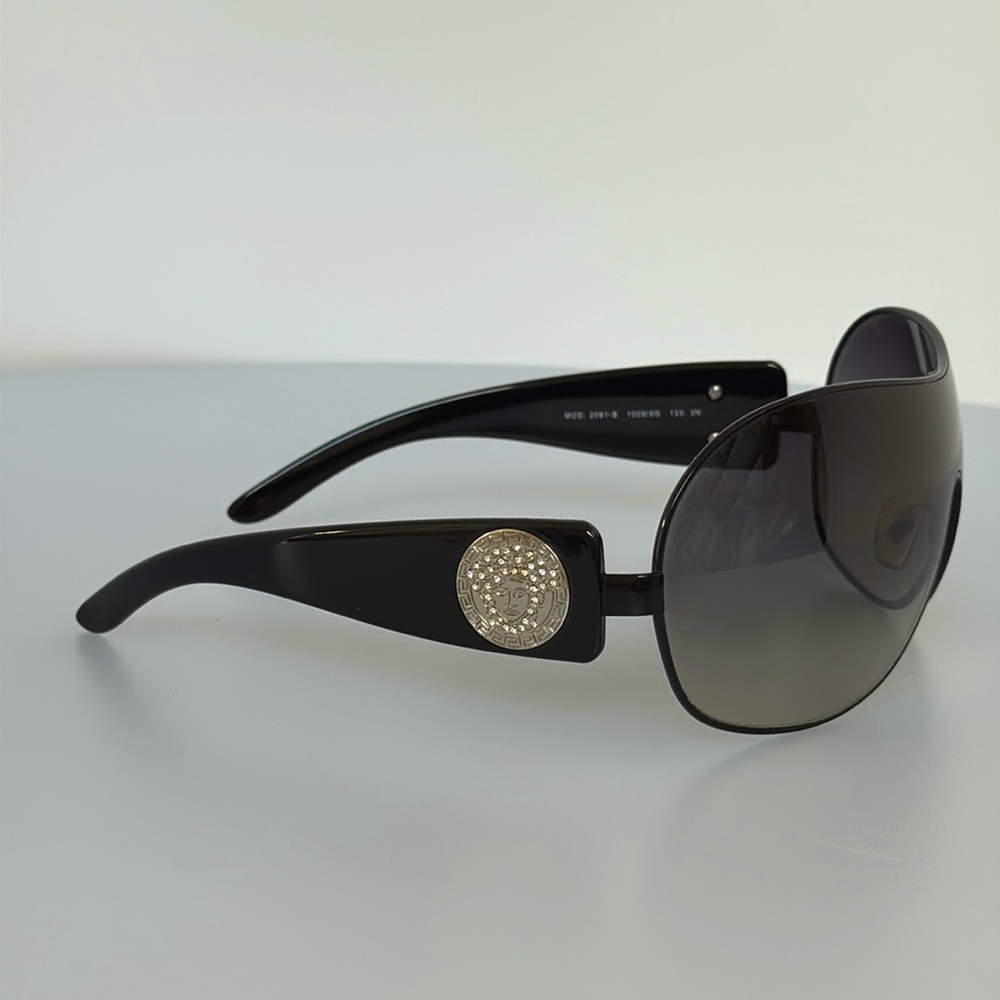 VERSACE SUNGLASSES AUTHENTIC 100%